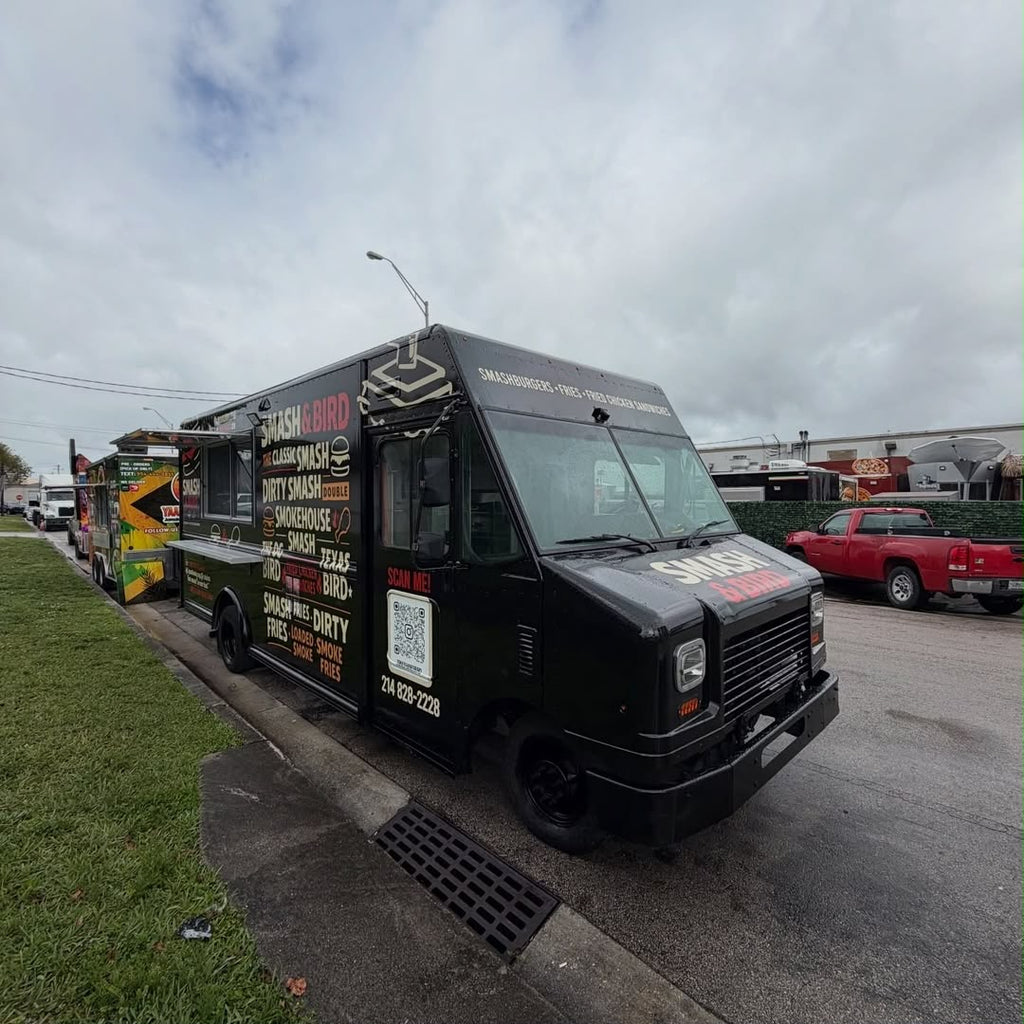 Food Truck for Sale – Fully Equipped Mobile Kitchen