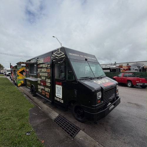Food Truck for Sale – Fully Equipped Mobile Kitchen
